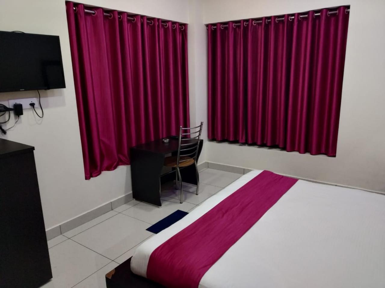 Hotel Reyansh Tanakpur Exterior foto